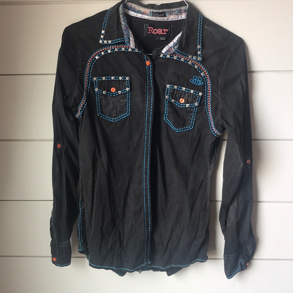 Roar Rodeo Shirt. Long sleeve, button down.